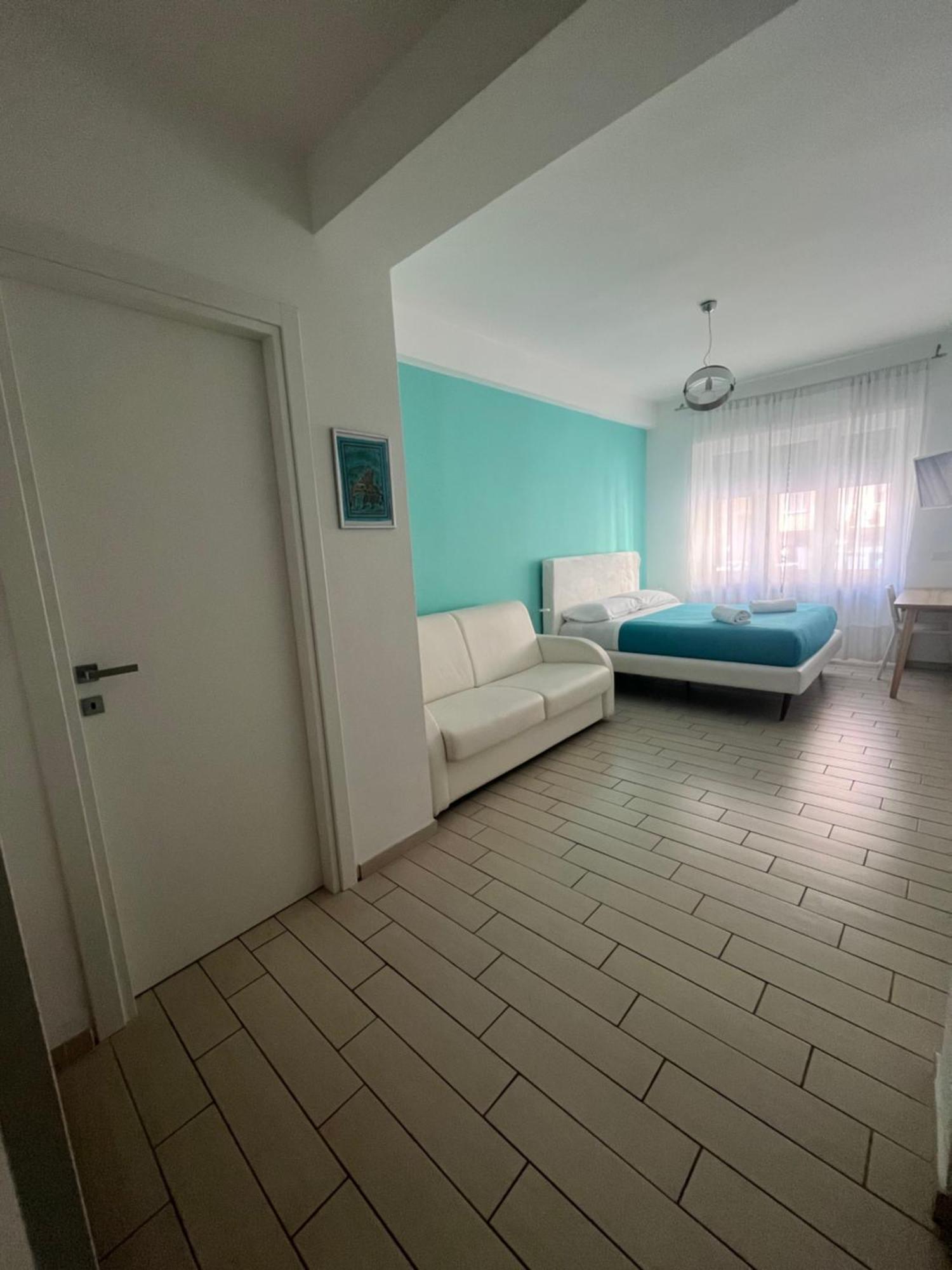 Vomerooms Неаполь Экстерьер фото
